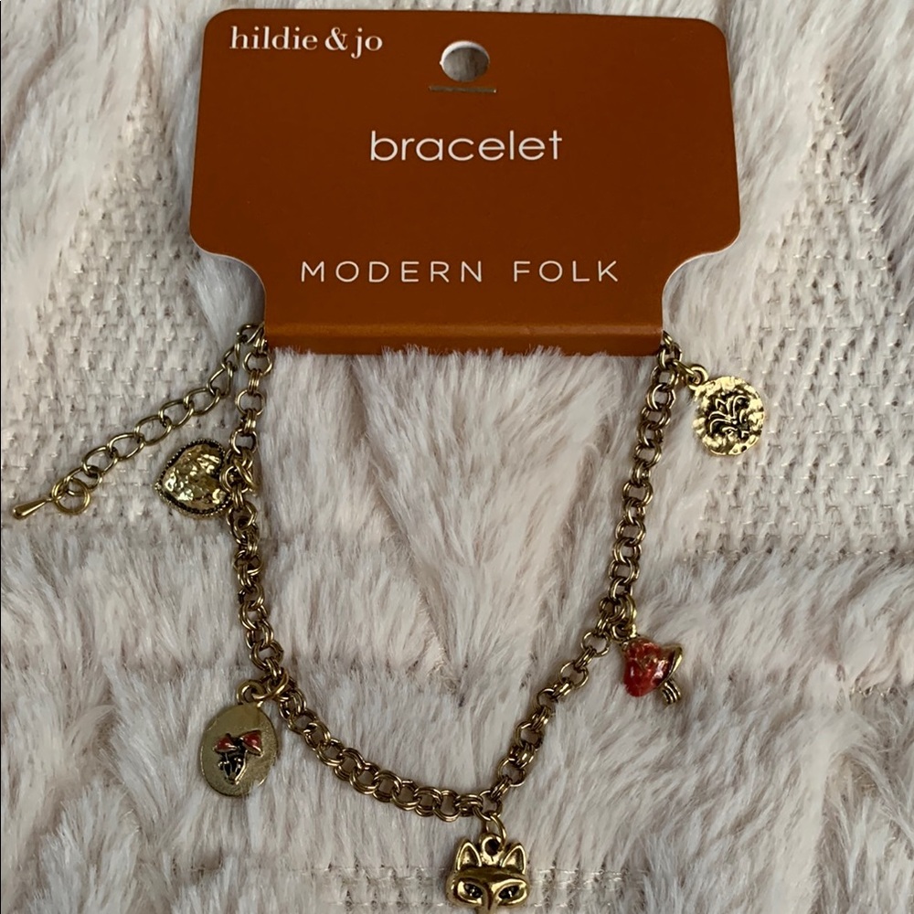 Hildie & Jo Gold Tone Modern Folk Charm Bracelet With Heart,Mushrooms,Fox- NWT